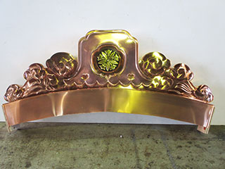 雲型唐破風鬼（鳥衾型）